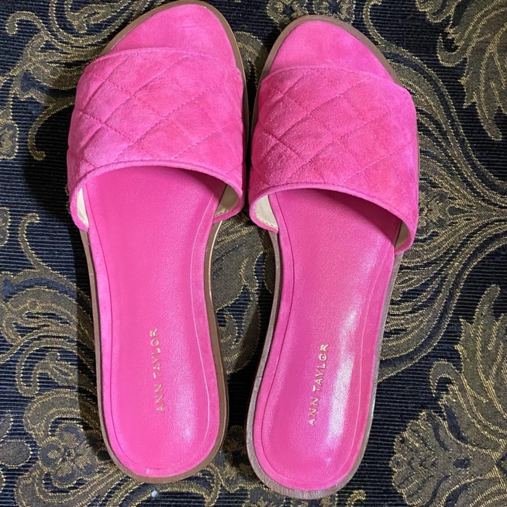 Ann Taylor Lyra Suede Quilted Slide Sandals.